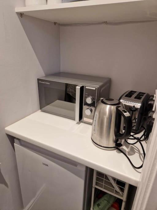 Room On Heath Park Кардиф Екстериор снимка